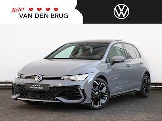 Volkswagen Golf 1.5 eTSI R-Line Edition 150pk DSG | Navi via App Connect | Panoramadak | Climate control | Cruise Control | Camera | Stoel & Stuurverwarming |