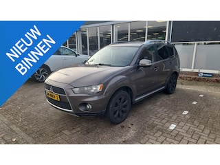 Mitsubishi Outlander 2.0 Intro Edition | Trekhaak | Apple Carplay