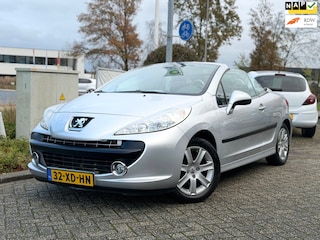Peugeot 207 CC 1.6 VTi Première