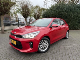 Kia Rio 1.2 (4 cil.), Apple CarPlay, Clima, Cruise Control, Navigatie, Achteruitrijcamera, Parkeersensoren, LM-velgen 15" , LED