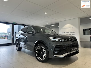 Volkswagen Tiguan 1.5 eHybrid R-Line Edition 272 PK / 3 X R LINE / TREKHAAK