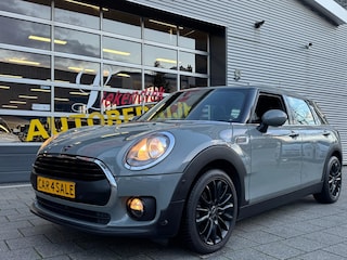 Mini Clubman 1.5 One Pepper II - Panorama dak I Airco I Sport velgen I PDC I Dealer onderhouden