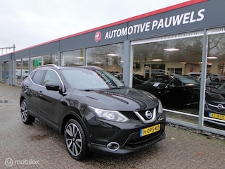 Nissan Qashqai 1.2 Premier Ed, benzine, handgeschakeld, 2014