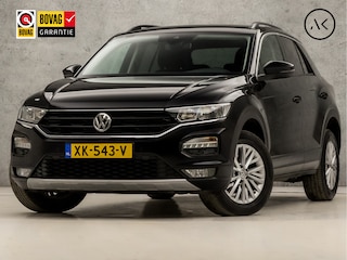 Volkswagen T-Roc 1.5 TSI Sport 150Pk Automaat (APPLE CARPLAY, GROOT NAVI, CLIMATE, SPORTSTOELEN, ADAPTIVE CRUISE, PARKEERSENSOREN, NIEUWE APK, NIEUWSTAAT)