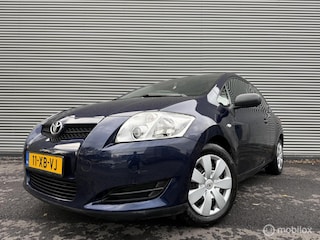 Toyota Auris 1.4-16V Terra | Trekhaak | Airco | Orig NL | Isofix | Elek pakket | NAP | Zeer goed onderhouden