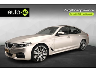 BMW 5-serie Sedan 530e M-Sportpakket / Schuifdak / Comfort stoelen / Head-up / Park assist / Alu wielen 20 inch