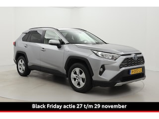 Toyota RAV4 2.5 Hybrid AWD Active | Trekhaak | Navigatie | Stoelverwarming | Parkeersensoren voor/achter | Adaptive Cruise | 17 inch