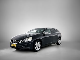 Volvo V60 1.6 T4 R-Design | Panorama Dak | Trekhaak | Memory Seats |