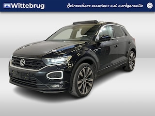 Volkswagen T-Roc 1.5 TSI R-Line / AUTOMAAT/ PANO/ 2x R-LINE/ PARK. SENSOREN + CAMERA/ LED/ DODE HOEK/ ADAPT. CRUISE/ NAV/ APP-CONNECT/  DIGITAL DASH./ DAB/ ELEK. ACHTERKLEP/ 19'' LMV