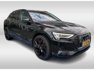 Audi e-Tron 50 quattro Launch edition plus 71 kWh / Panoramadak / Leder / 20'' / Luchtvering / Parkeerhulp V+A / ACC / Navigatie / Stoelverwarming
