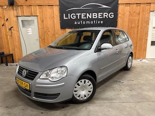 Volkswagen Polo 1.4-16V Optive AIRCO / NAP / TREKHAAK / APK