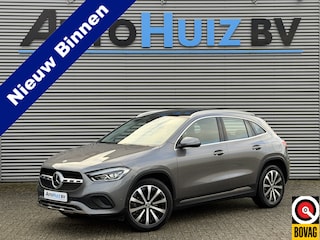 Mercedes-Benz GLA 250 e Progressive Luxury Line ACC Distronic Trekhaak Panoramadak Ambiente verlichting LED