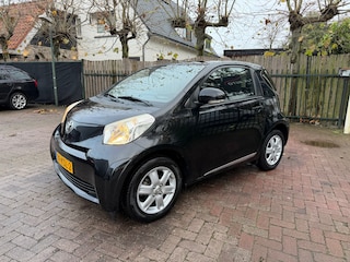 Toyota iQ 1.0 VVTi Black Edition Airco NW APK *ZUINIG*