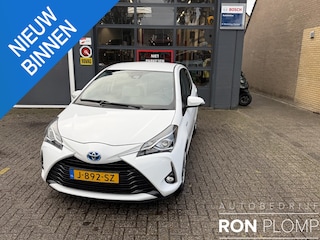 Toyota Yaris 1.5 Hybrid Active / Airco clima/ Bluetooth/ Cruise/ Camera