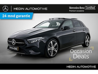 Mercedes-Benz A 180 Automaat Luxury Line | Nightpakket | Panoramadak | LED | Sfeerverlichting | Stoelverwarming | Parktronic met camera | Keyless-Go | Trekhaak