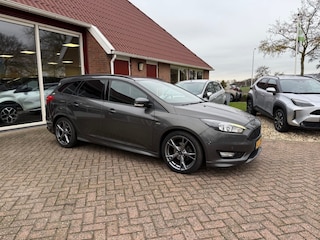 Ford Focus 1.0 ECOBOOST ST-LINE BUSINESS WAGON SLECHTS 64.137 KM!! IN PERFECTE STAAT!!