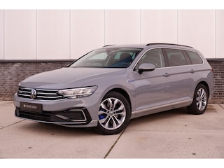 Volkswagen Passat Variant 1.4 TSI PHEV GTE Business | Elek Trekhaak | Virtual | LED | Camera | Carplay | Navi
