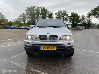 BMW X5 4.4i