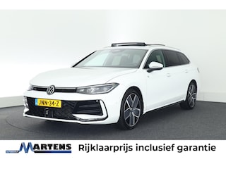 Volkswagen Passat Variant 1.5 eTSI 150pk DSG R-Line Edition Camera Keyless Virtual Cockpit Massage Matrix Led Panoramadak