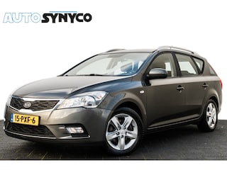 Kia Ceed cee'd 1.4 CVVT X-ecutive | Cruise | Trekhaak | PDC | Navi | Clima