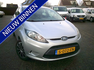 Ford Fiesta 1.25 Trend VOORZIEN VAN AIRCO+STOEL VERWARMING !!!