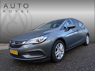 Opel Astra 1.0 Online Edition AUTOMAAT | DODEHOEK DETECTIE | NAVIGATIE | ACHTERUIT RIJ CAMREA | PARKEER SENSOREN | KEYLESS GO/ENTRY | APPLE CARPLAY / ANDROID | CRUISE CONTROL | AIRCO\ECC | LED |