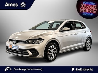 Volkswagen Polo 1.0 95pk TSI Life Edition Voorstoelen verwarmd | Parkeersensoren voor & achter | Achteruitrijcamera
