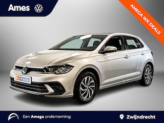 Volkswagen Polo 1.0 95pk TSI Life Edition Voorstoelen verwarmd | Parkeersensoren voor & achter | Achteruitrijcamera