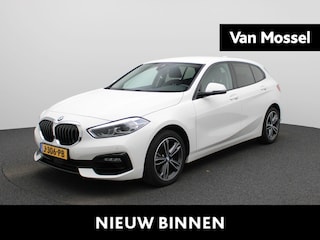 BMW 118i Executive Edition | AUTOMAAT | NAVIGATIE | APPLE CARPLAY | CLIMATE CONTROL | CRUISE CONTROL | PARKEERSENSOREN | VIRTUAL COCKPIT |