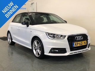 Audi A1 Sportback 1.0 TFSI Adrenalin | S-Line | Two-Tone | Navigatie