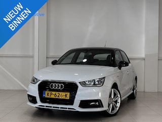 Audi A1 Sportback 1.0 TFSI Adrenalin | S-Line | Two-Tone | Navigatie