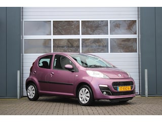 Peugeot 107 1.0 Envy 5-Deurs Airco/Bluetooth/Stuurbekrachtiging/Elek.Ramen/C.V./LED/RadioCD.AUX.USB/Isofix/APK:31-08-2026