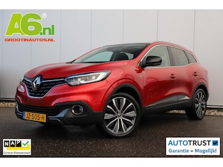 Renault Kadjar 1.2 TCe Bose 131PK Trekhaak Panoramadak Lederen Bekleding 19 inch LMV Navigatie Clima Cruise Parkeersensor