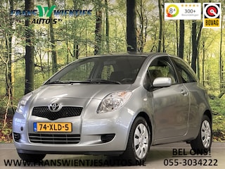 Toyota Yaris 1.3 VVTi Sol | Airconditioning | Radio CD-Speler | Centrale Deurvergrendeling | Isofix | Elektrische Ramen/Spiegels |