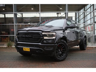 Dodge Ram 1500 5.7 V8 4x4 CC Laramie |