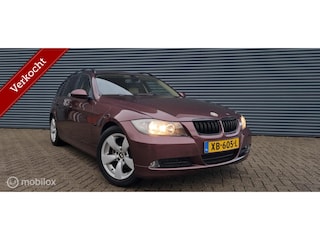 BMW 3-serie Touring 320i Business Line