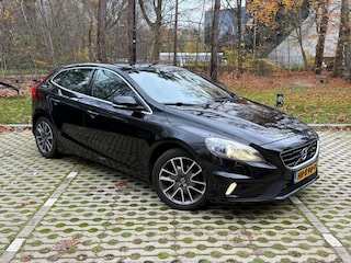 Volvo V40 D2 R-Design BTW