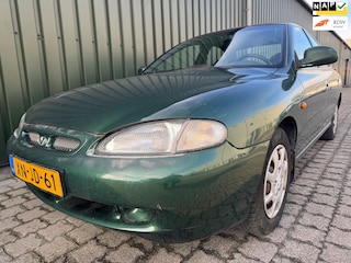 Hyundai Lantra 1.6i GLS Automaat met Nieuwe APK