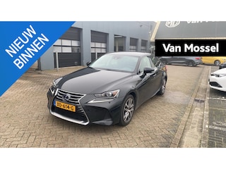 Lexus IS 300h Hybrid Business Line