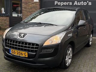 Peugeot 3008 1.6 VTi Access Airco . sportvelgen . trekhaak . hoge instap .