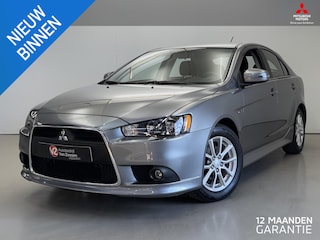 Mitsubishi Lancer Sportback 1.6 Limited Edition | NL auto | 100% dealer onderhouden | Clima | Rijklaarprijs