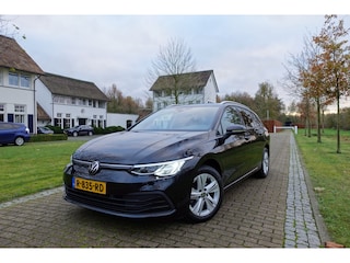 Volkswagen Golf Variant 1.5 eTSI R-Line | Trekhaak | Stoelverwarming | Stuurwielverw. | CarPlay | Sfeerverlichting | BTW