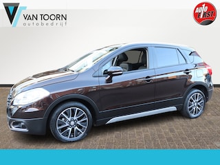 Suzuki S-Cross SX4 1.6 High Executive Automaat. Panoramadak,  leder, afneembare trekhaak.