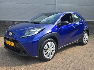 Toyota Aygo 1.0 VVT-i MT Play Apple Car Play Android Auto