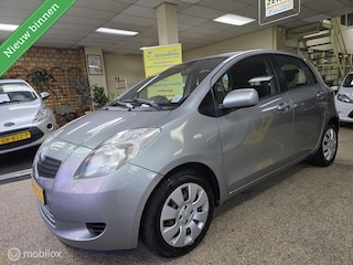 Toyota Yaris 1.3 VVTi Sol MMT Automaat!