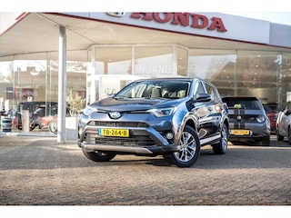 Toyota RAV4 2.5 Full Hybrid AWD Automaat Energy | NL Auto | Afneembare trekhaak | BTW auto | Incl. Winterset op velg | PDC voor en achter | Navigatie