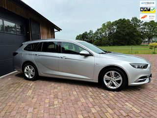 Opel Insignia Sports Tourer 1.5 Turbo Business Executive ,TREKHAAK,NAVI,CARPLAY.
