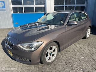 BMW 116i EDE High Exe. XENON NAVI BLUET PDC CRUISE