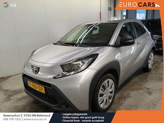 Toyota Aygo 1.0 VVT-i MT Play Airco Navi Carplay PDC + Camera Achter Cruise Control