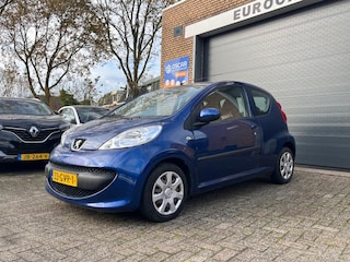 Peugeot 107 1.0-12V XS